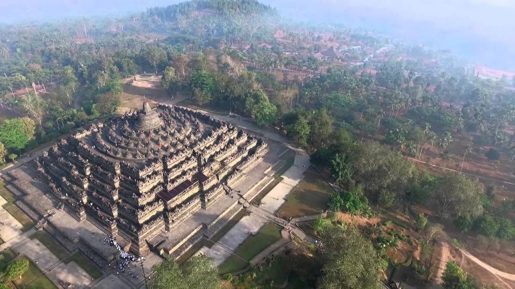 Borobudur  – mandala, ktorá je chrámom.